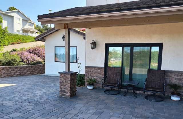 1620 1/2 York Drive photos photos