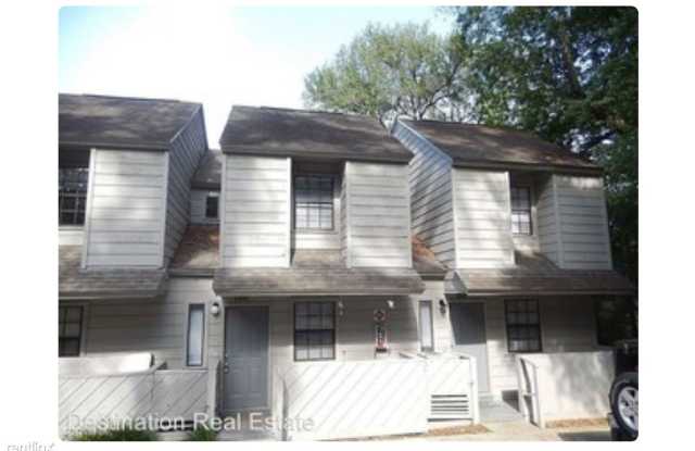 4887 Old Bainbridge Road Gallery 2