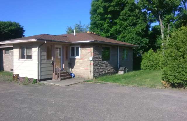 444 Hancock Street - 444 Hancock Street, Hancock, MI 49930 444 Hancock Street - 444 Hancock Street, Hancock, MI 49930