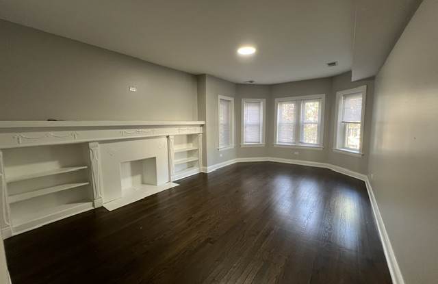 8129 S Maryland Ave #2 Gallery 1