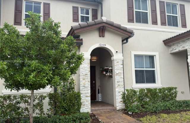 12109 NW 24th Ct photos photos