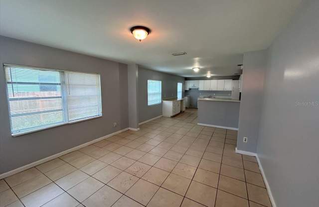 1087 HURON STREET Gallery 2