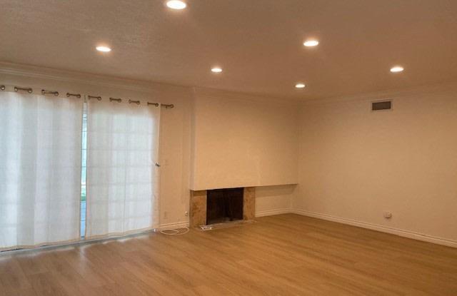 23641 Palomino Drive Gallery 4