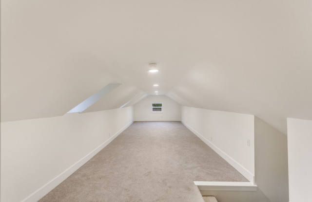 Spacious 2BR Home with Loft, Warehouse Private River Access Mulino, OR photos photos Spacious 2BR Home with Loft, Warehouse Private River Access Mulino, OR photos photos