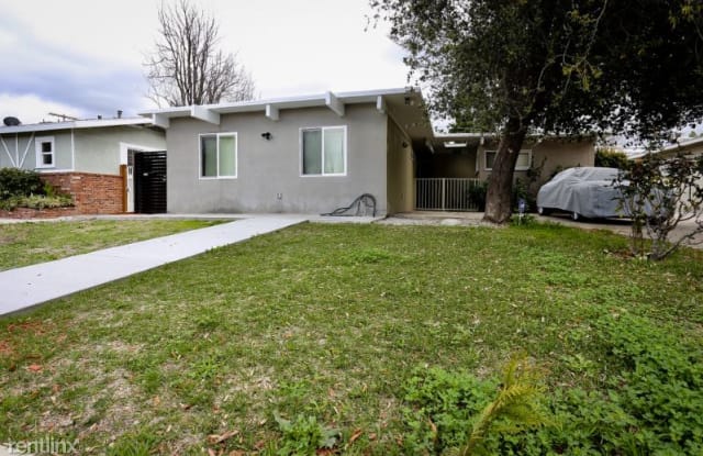 22038 Viscanio Rd - 22038 Viscanio Road, Los Angeles, CA 91364