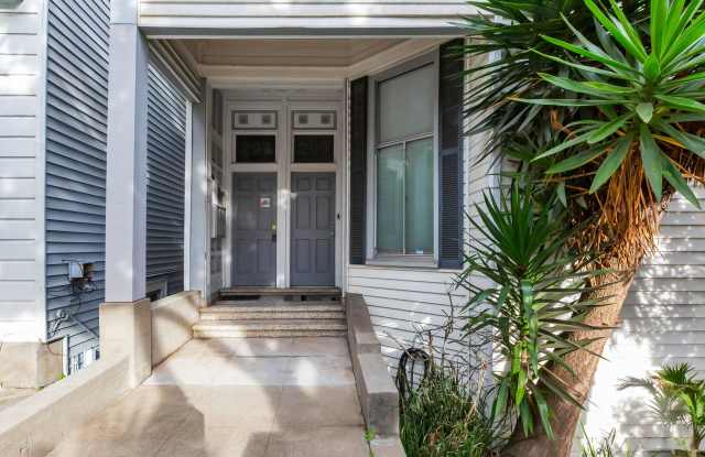 295 Castro Gallery 2
