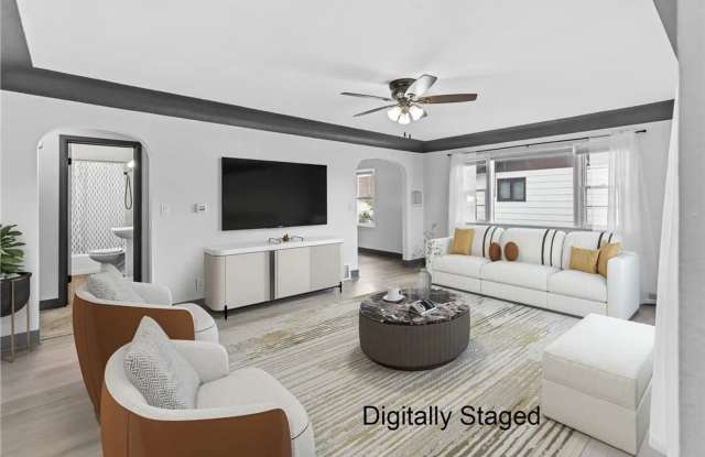 Charming 3-Bedroom Heights Home | Huge Fenced Yard + Garage! Gallery 1