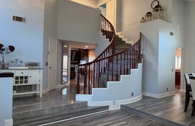 Spacious Living in a Beautifully Updated 4 Bedroom Home! photos photos