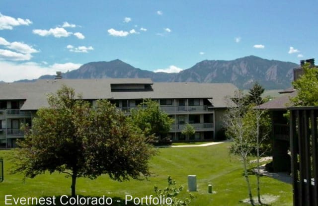 695 Manhattan Place #220 - 695 Manhattan Dr, Boulder, CO 80303