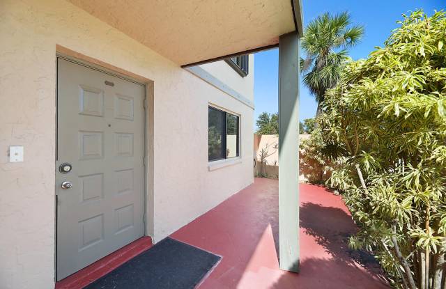 3114 SW 20th Terrace Gallery 2