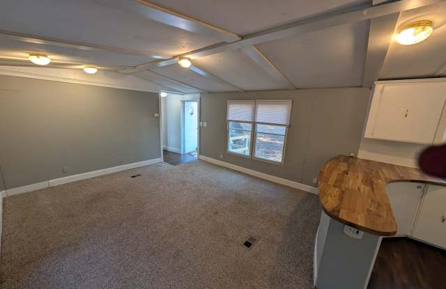 143 Ransdell Lane Gallery 3