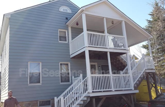 18 East Ave - 2 photos photos