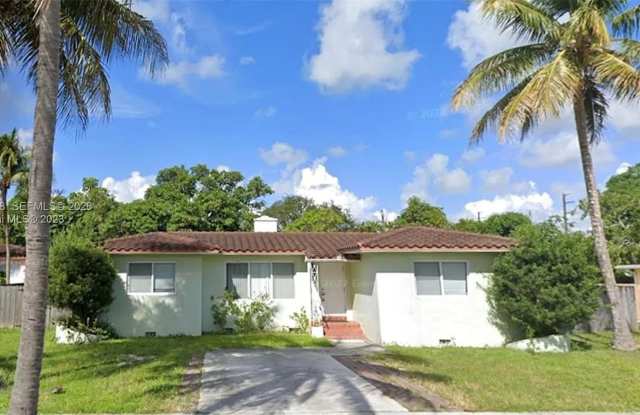 535 NW 121st St photos photos