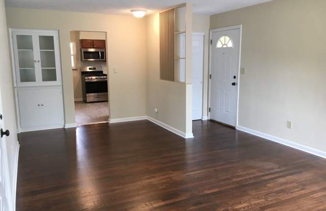 4037 Estates Place Gallery 4