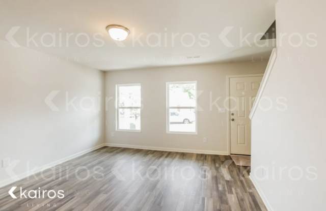 946 Mathis Avenue Gallery 3
