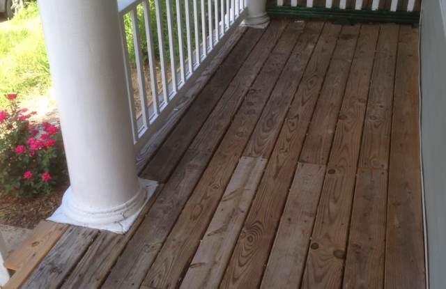 SPACIOUS  3BR/2BA CLOSE TO VCU PARKING DECK!  1242 PARKWOOD AVE. Gallery 4