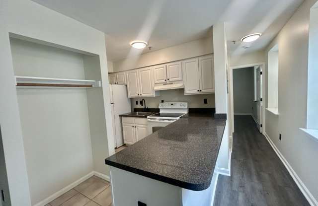 2910 Reisterstown Road Gallery 1