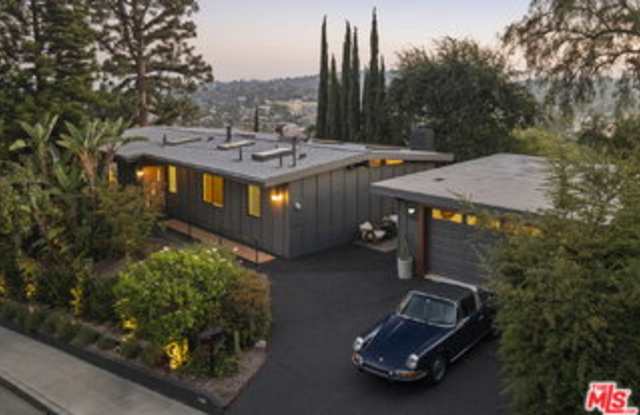 1107 Le Gray Avenue Gallery 2