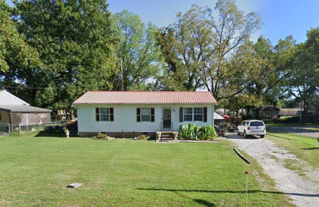 Renovated 3 Bedroom Home in Guthrie, KY! photos photos
