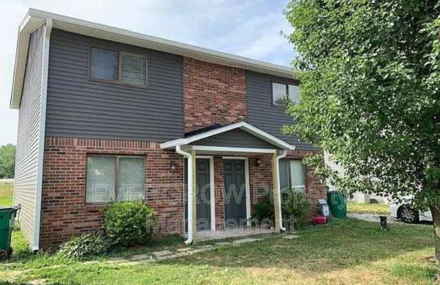 9455 Huggin Hollow Road photos photos