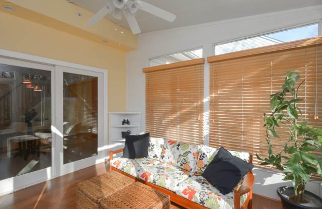 8805 Sumner Grove Drive Gallery 4