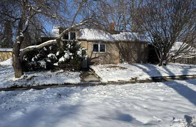 Central Ames Home Available Now photos photos