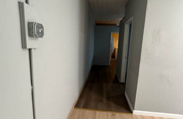 425 West Turner Street Gallery 4