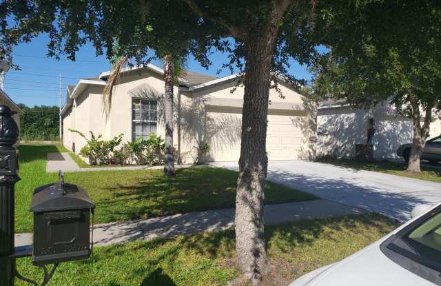 7940 Carriage Pointe Drive Gallery 2