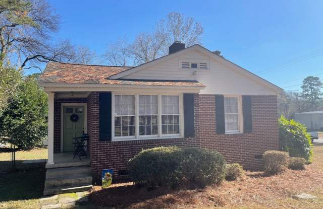 2 Bedroom 1 Bath Brick Home - 1434 South Beltline Boulevard, Columbia, SC 29205 2 Bedroom 1 Bath Brick Home - 1434 South Beltline Boulevard, Columbia, SC 29205