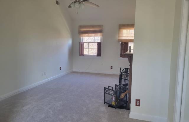 2713 ARLINGTON BOULEVARD Gallery 3