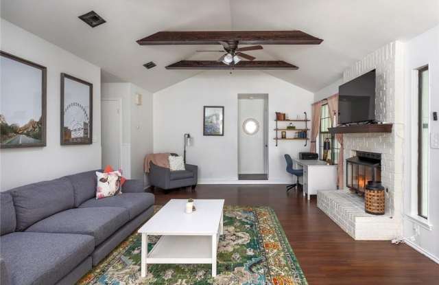 1502  Sage Boot DR Gallery 2