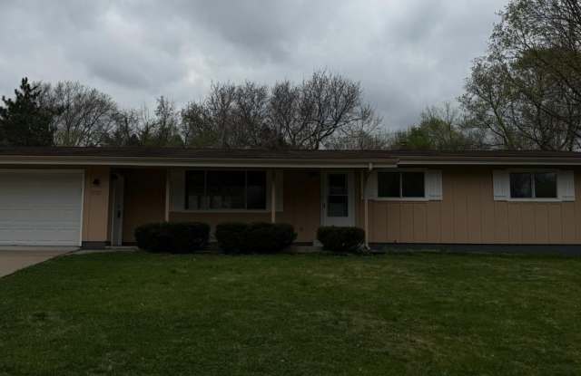 19115 Homestead Circle Gallery 2