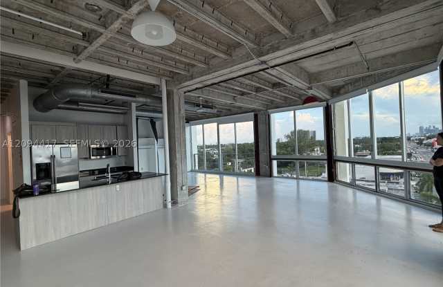 8101 Biscayne Blvd Gallery 1