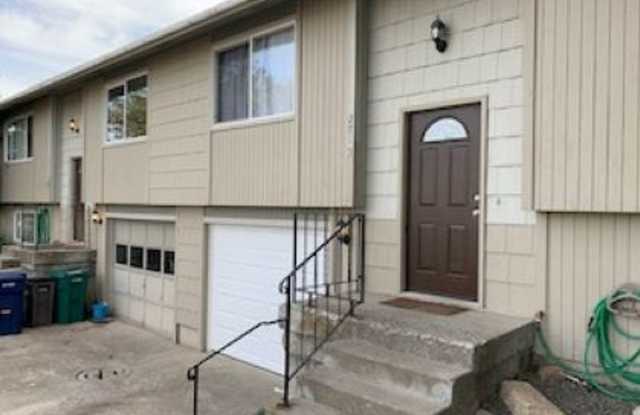 2715 N. Whipple Ct - 2715 N Whipple Ct, Spokane Valley, WA 99206