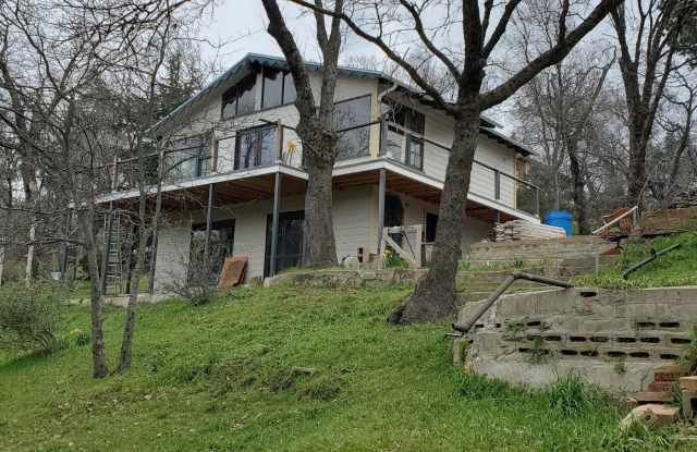Coming Soon! Julian Renovated 2 bed / 1 bath Cozy Cabin with Great Views! Gallery 1