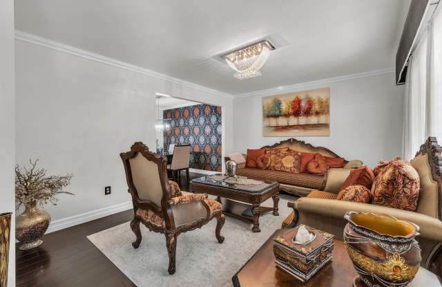 5555 Patterson Drive Gallery 4