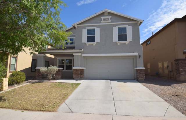 Spacious 3 bedroom 2.5 bath home with a loft photos photos