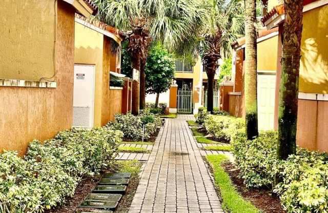 732 SW 106th Avenue photos photos