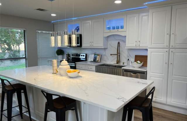 4313 Kenwood Drive - 4313 Kenwood Drive, Grapevine, TX 76051