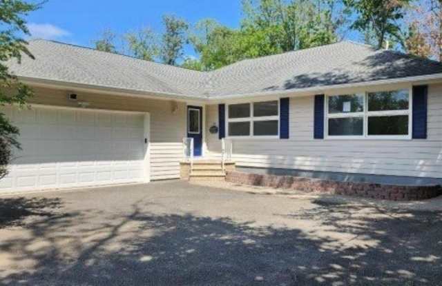 23 Old Farm Rd - 23 Old Farm Road, Union County, NJ 07922