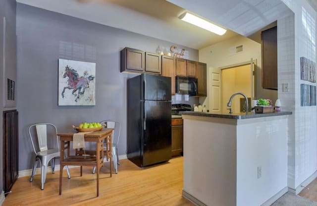 Oak Hollow photos photos