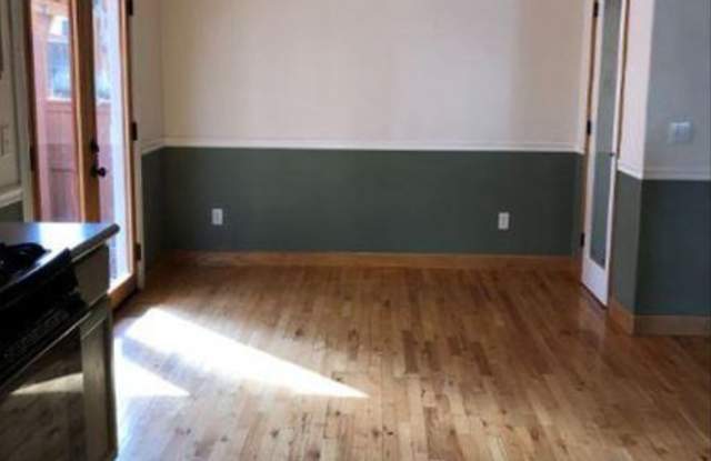 2226 Ashwood Pl Gallery 4