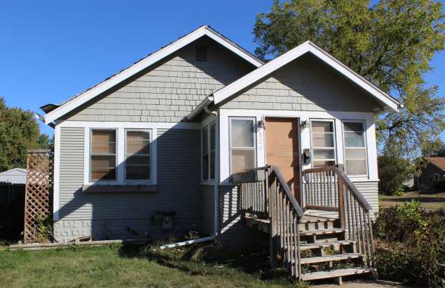 Check out this amazing home! - 824 East 26th Street, Sioux Falls, SD 57105 Check out this amazing home! - 824 East 26th Street, Sioux Falls, SD 57105