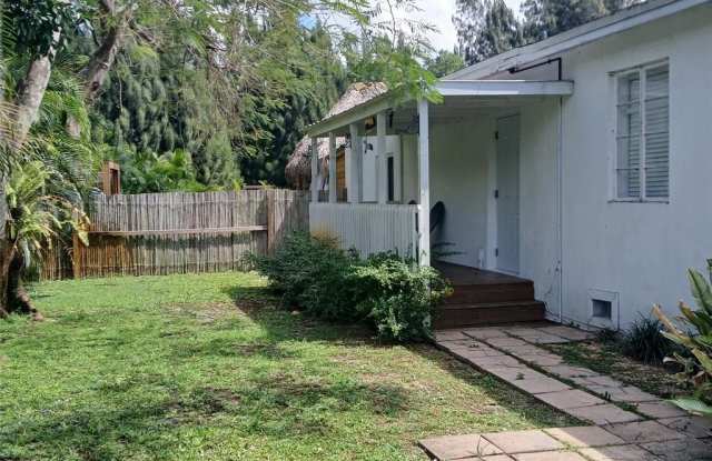5641 W Broward Blvd - 5641 West Broward Boulevard, Plantation, FL 33317
