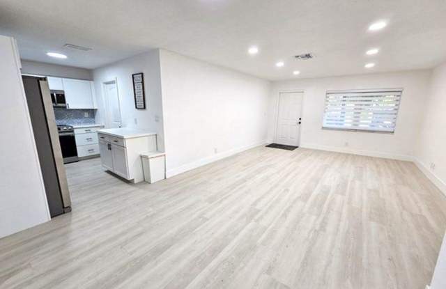 9902 Westwood Drive, Tamarac, FL 33321 - 9902 Westwood Drive, Tamarac, FL 33321