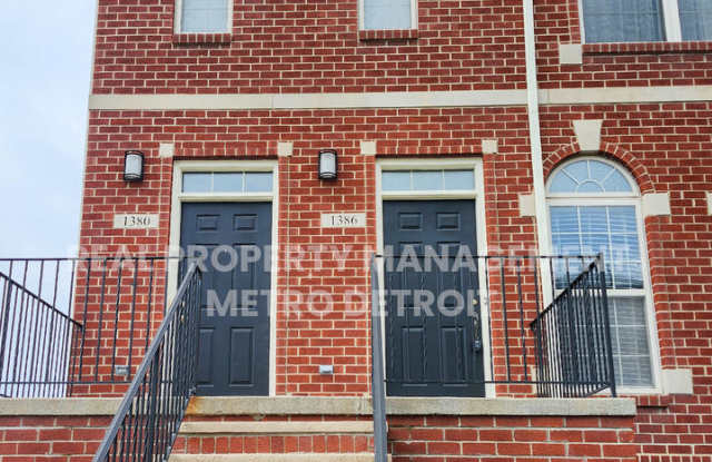 TROY TOWNHOUSE CLOSE TO SHOPPING - 1386 Raliegh Place, Troy, MI 48084