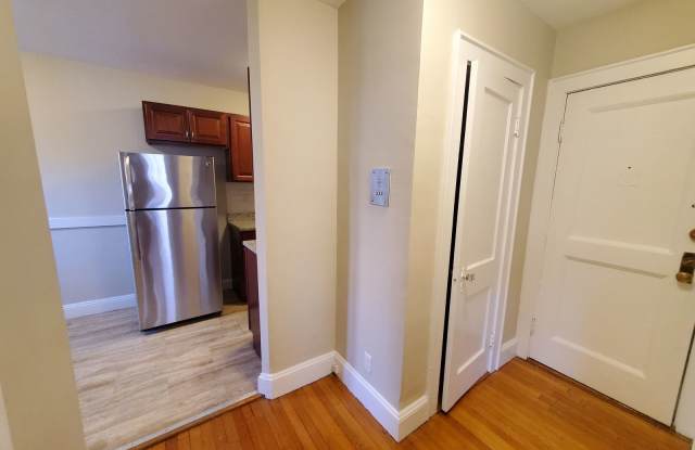 4 Cogswell Avenue - 4 Cogswell Avenue, Cambridge, MA 02140
