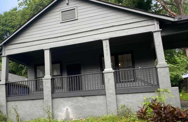 1053 Metropolitan photos photos