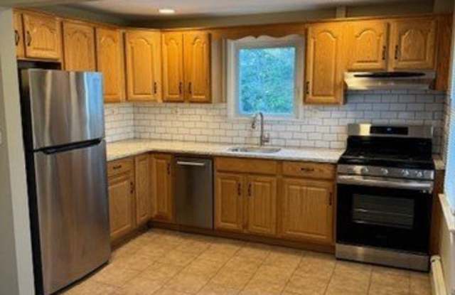 124 Shields Avenue photos photos