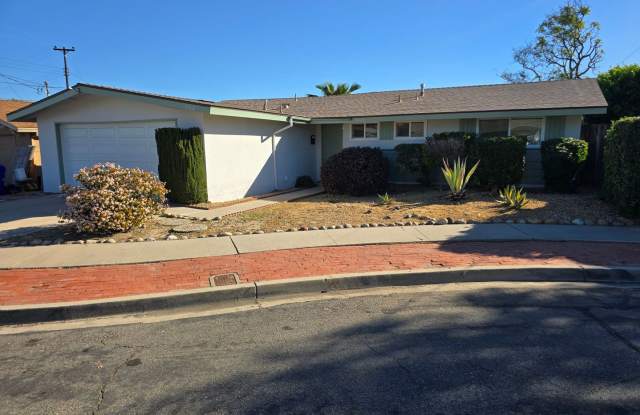 Clairemont 3-Br., 2 Ba. Home Cul-De-Sac photos photos